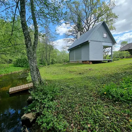 Kalla Puhkemaja Casa vacanze *